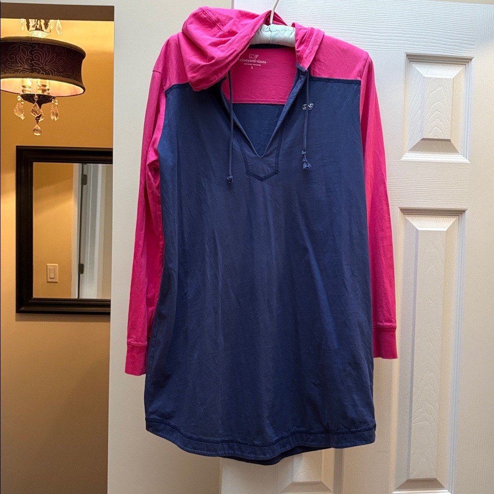 Vineyard Vines Navy and Hot Pink Hooded Swim Coverup